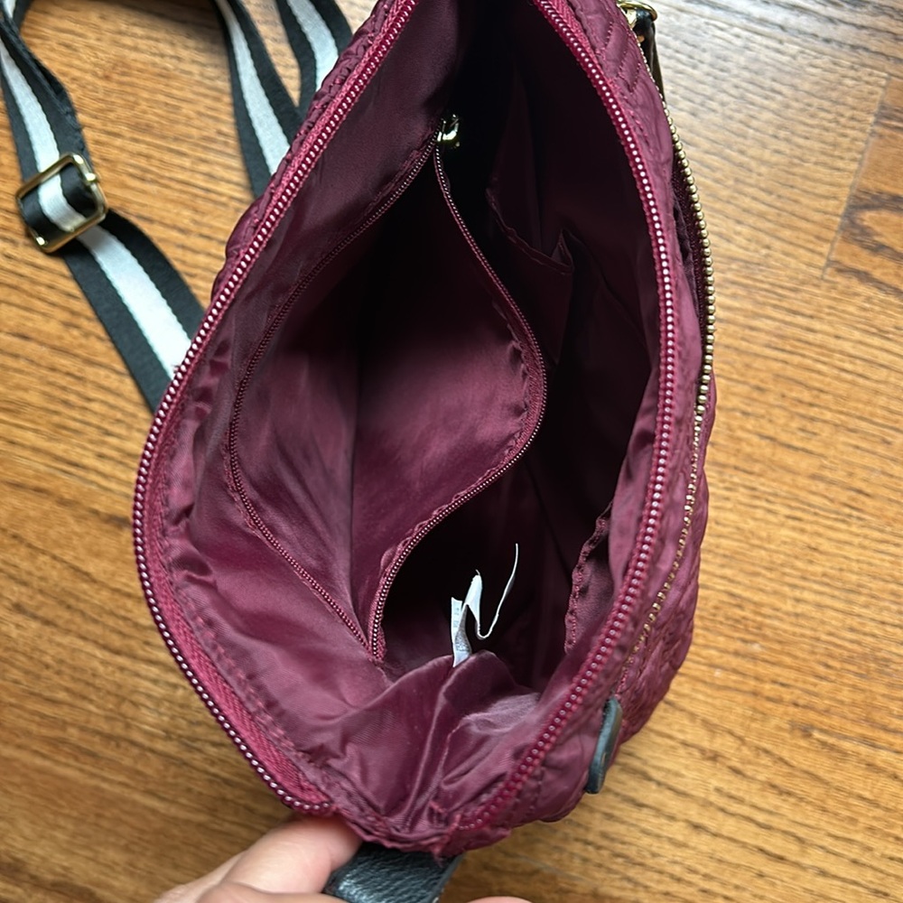 Crossbody Bag - Picture 3 of 6